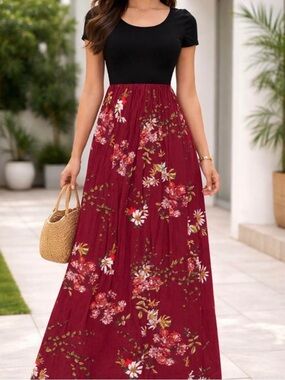 Floral maxi Dress in Burgundy & black size small